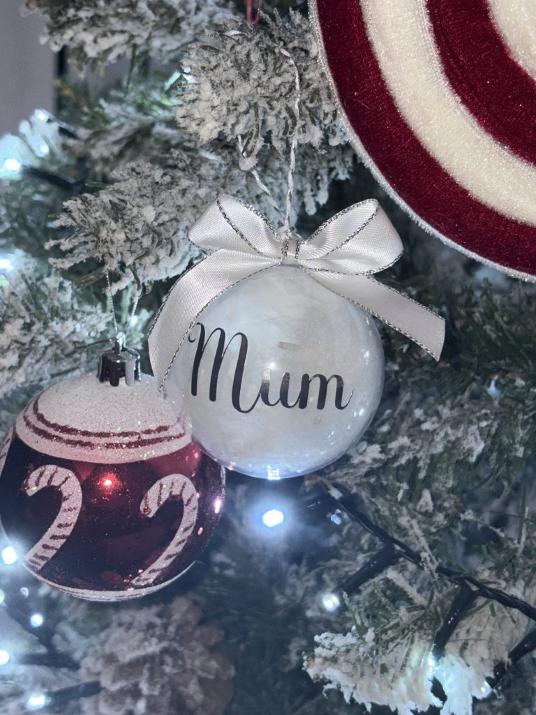 White feather baubles small
